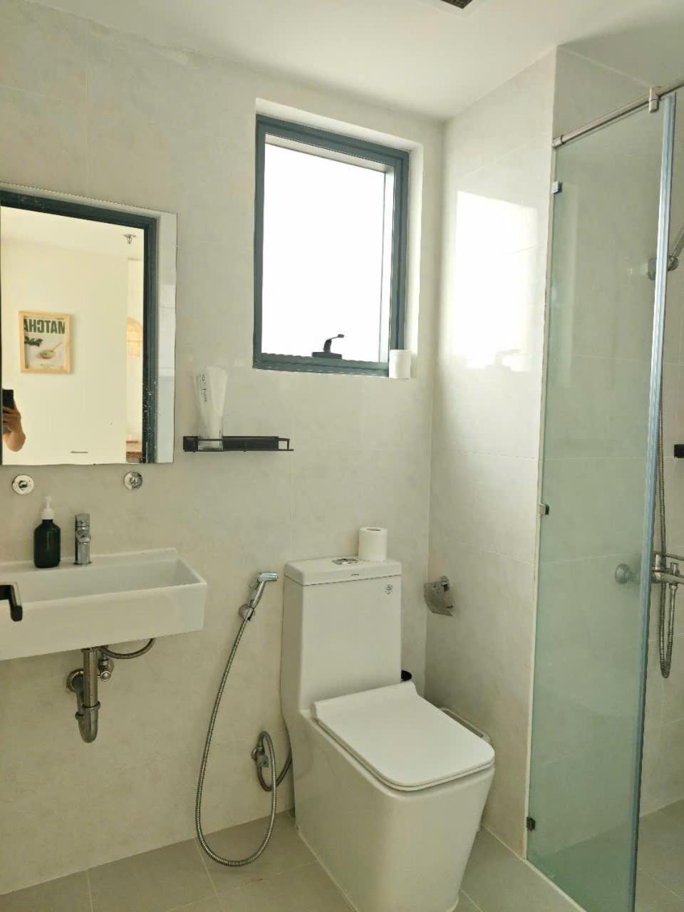 Căn hộ Big Promo ! Cozy Centrally District 1 *