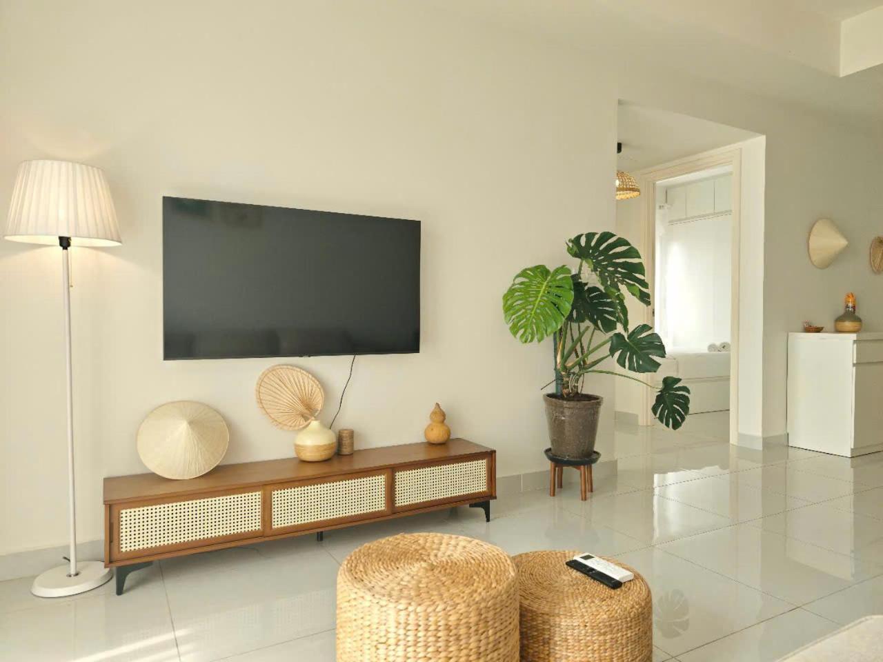 Big Promo ! Cozy Centrally District 1 Căn hộ TP. Hồ Chí Minh